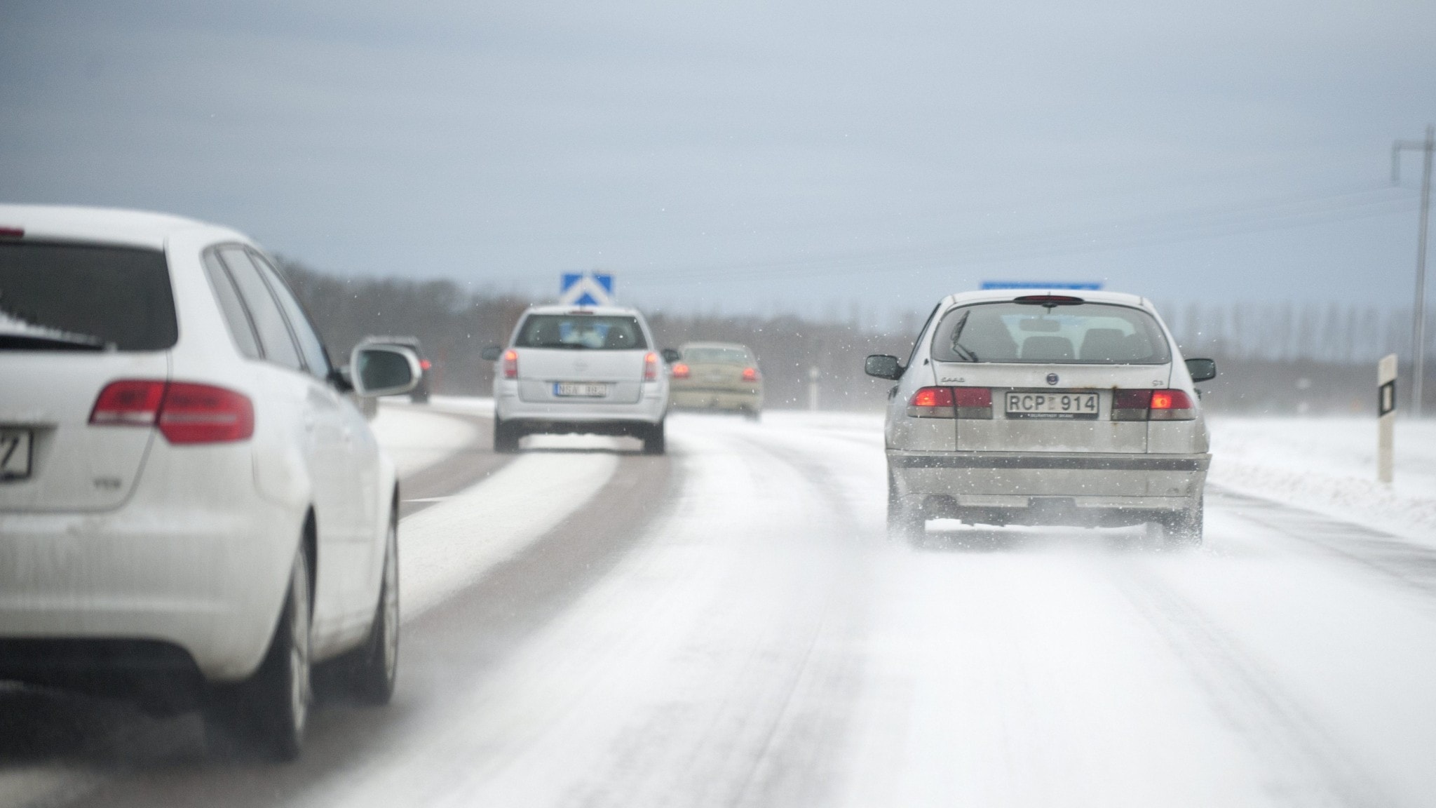 Snön vräker ner över Skåne – gul vädervarning