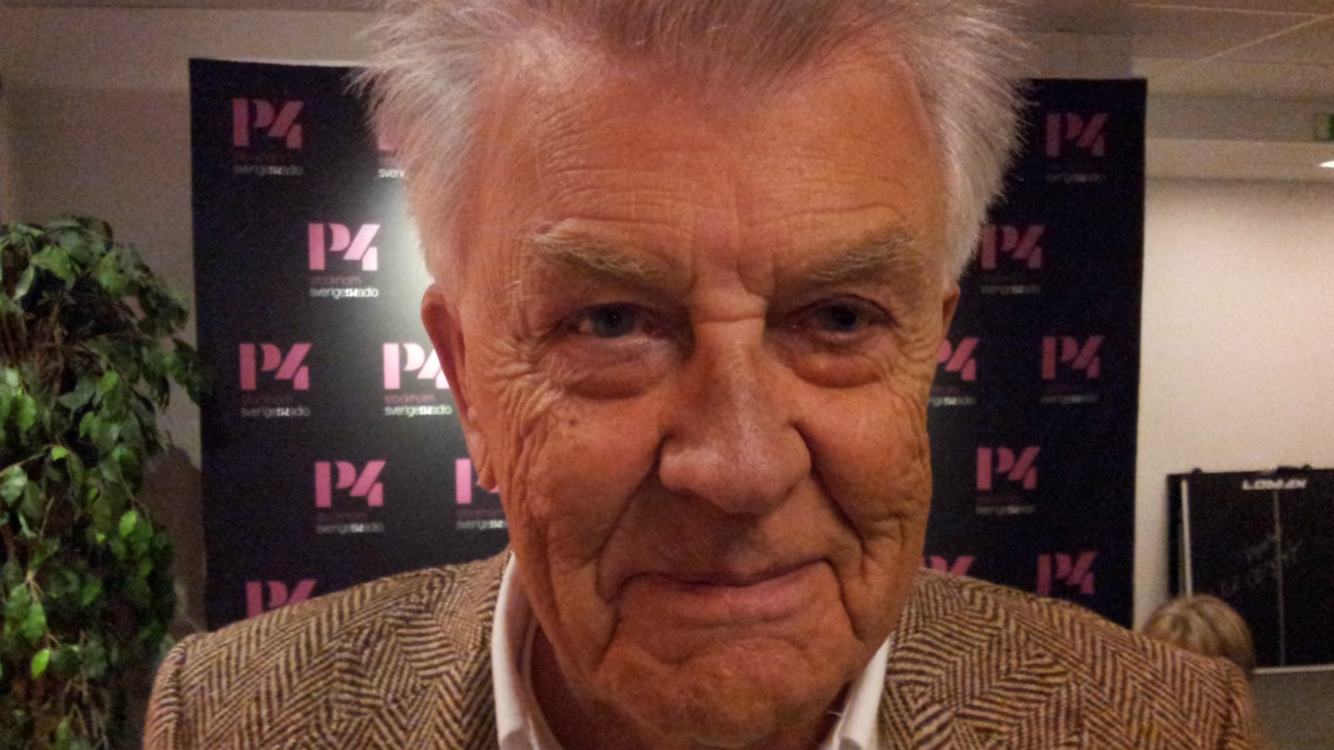 Josefines tjejer sjunger Taube för Sven-Bertil - P4 Stockholm ...