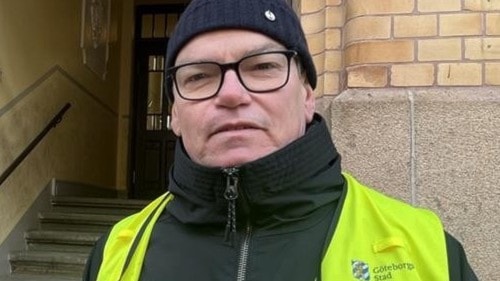 Tomas stöttar efter explosioner – möter mycket rädsla