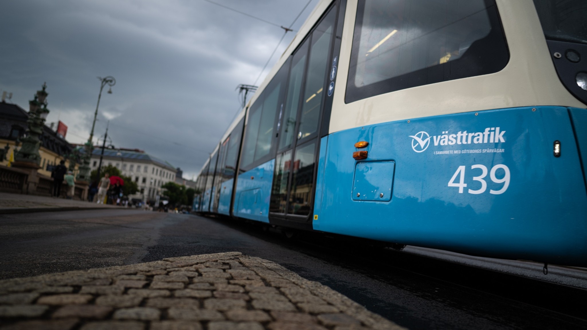 Tredubbling av Västtrafiks billigare månadsbiljetter | Sveriges Radio