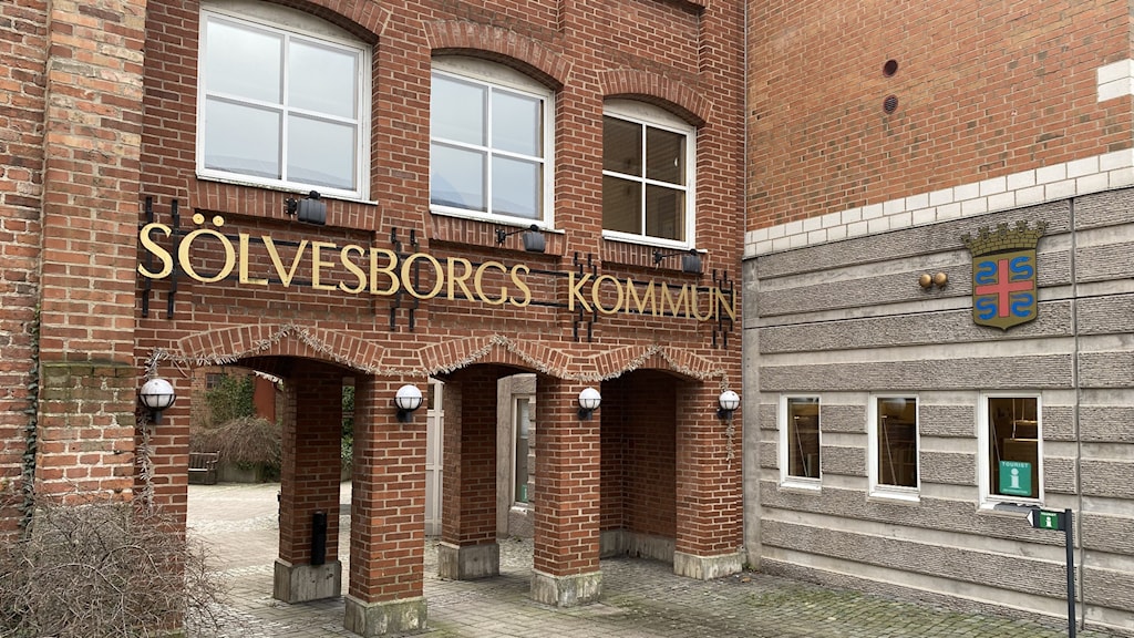Kommunhuset i Sölvesborg öppnas för journalister - P4 Blekinge ...