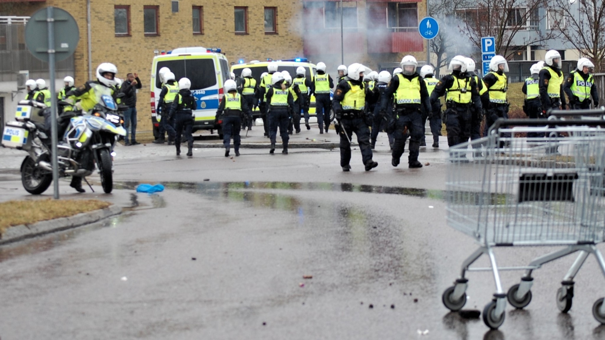 Påskupploppen – riksdagen kräver oberoende granskning - P4 Östergötland ...