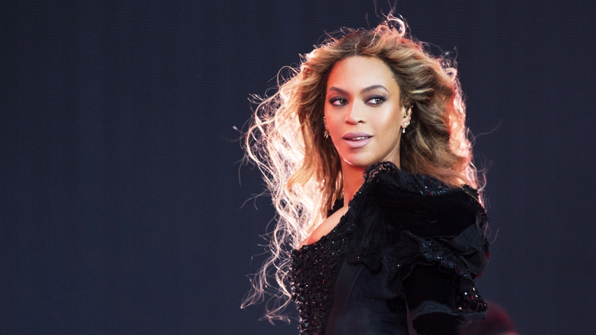 Beyoncé Pledges $1 Million for Colombia Earthquake Relief