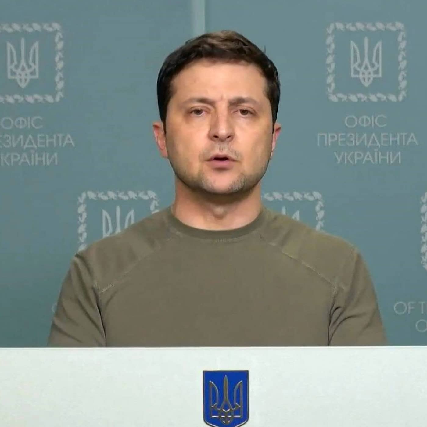 Zelensky thanks Sweden for aid, government pandemic handling criticized, van der Poel gives medal to imprisoned writer, Elk Trek back on TV