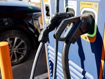 How Sweden's political parties want to cut transport emissions