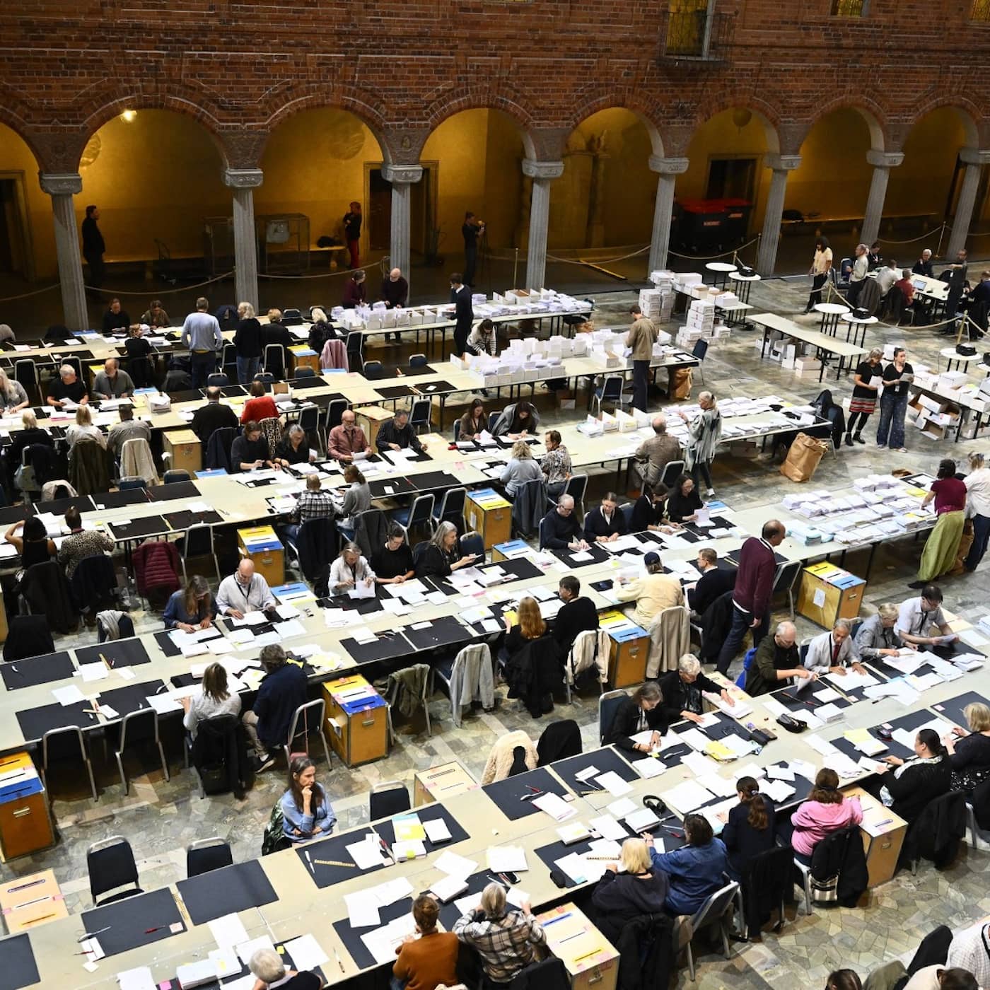 Swedish election count reaches final stretch, Iran diplomat expelled, SD official to return, Kebnekaise’s south peak keeps shrinking
