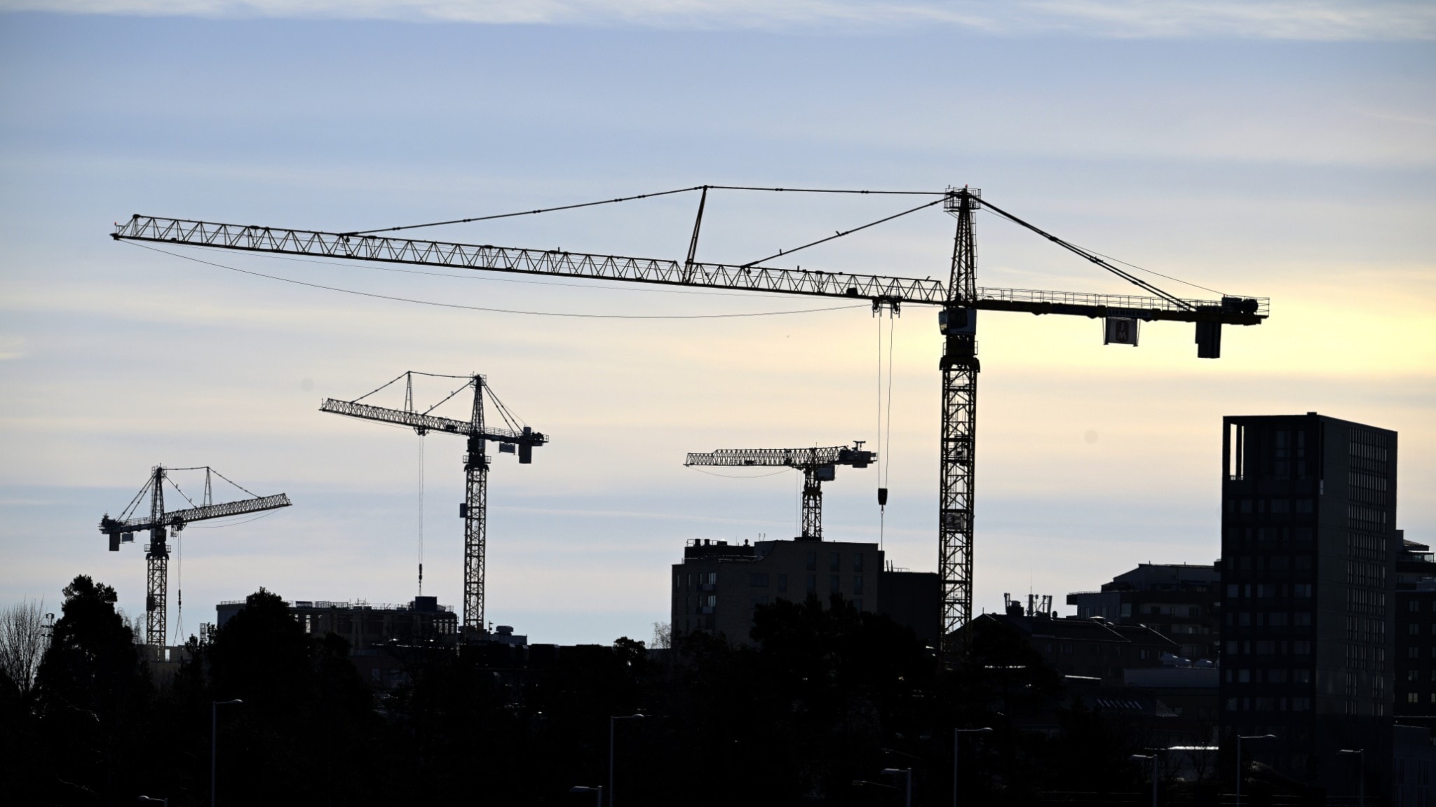 construction-projects-delayed-due-to-land-survey-s-stop-on-digital