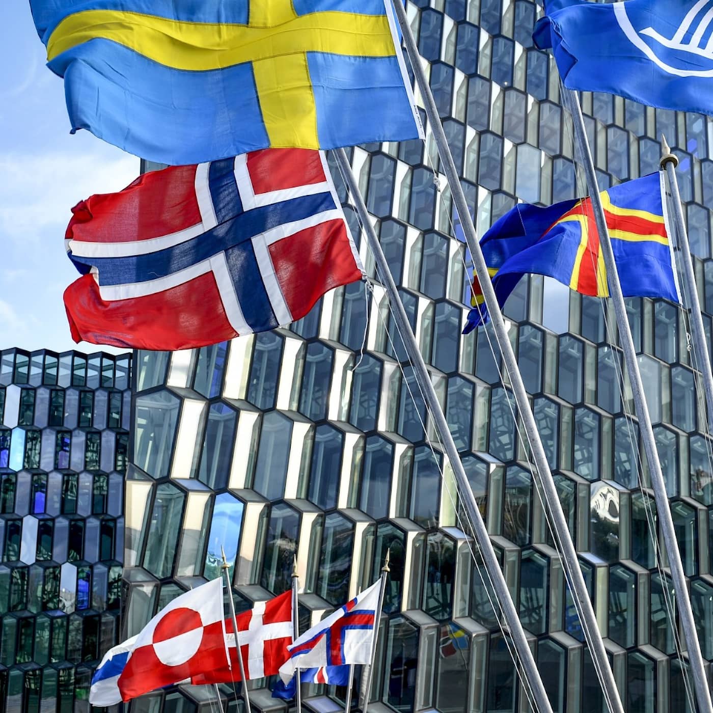Radio Sweden Weekly: Comparing Sweden's COVID19 strategy to its neighbours, Gotland tells visitors to stay away