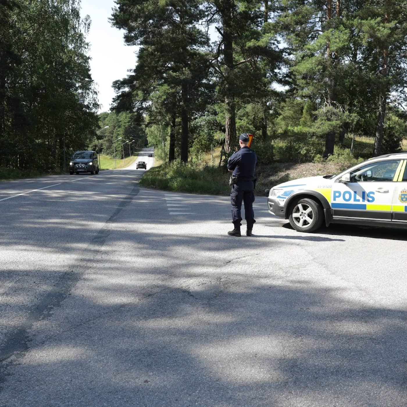 Prison officers taken hostage, shorter sentences for some young offenders, Löfven at Utöya ceremony, Sweden beats USA in Olympics soccer