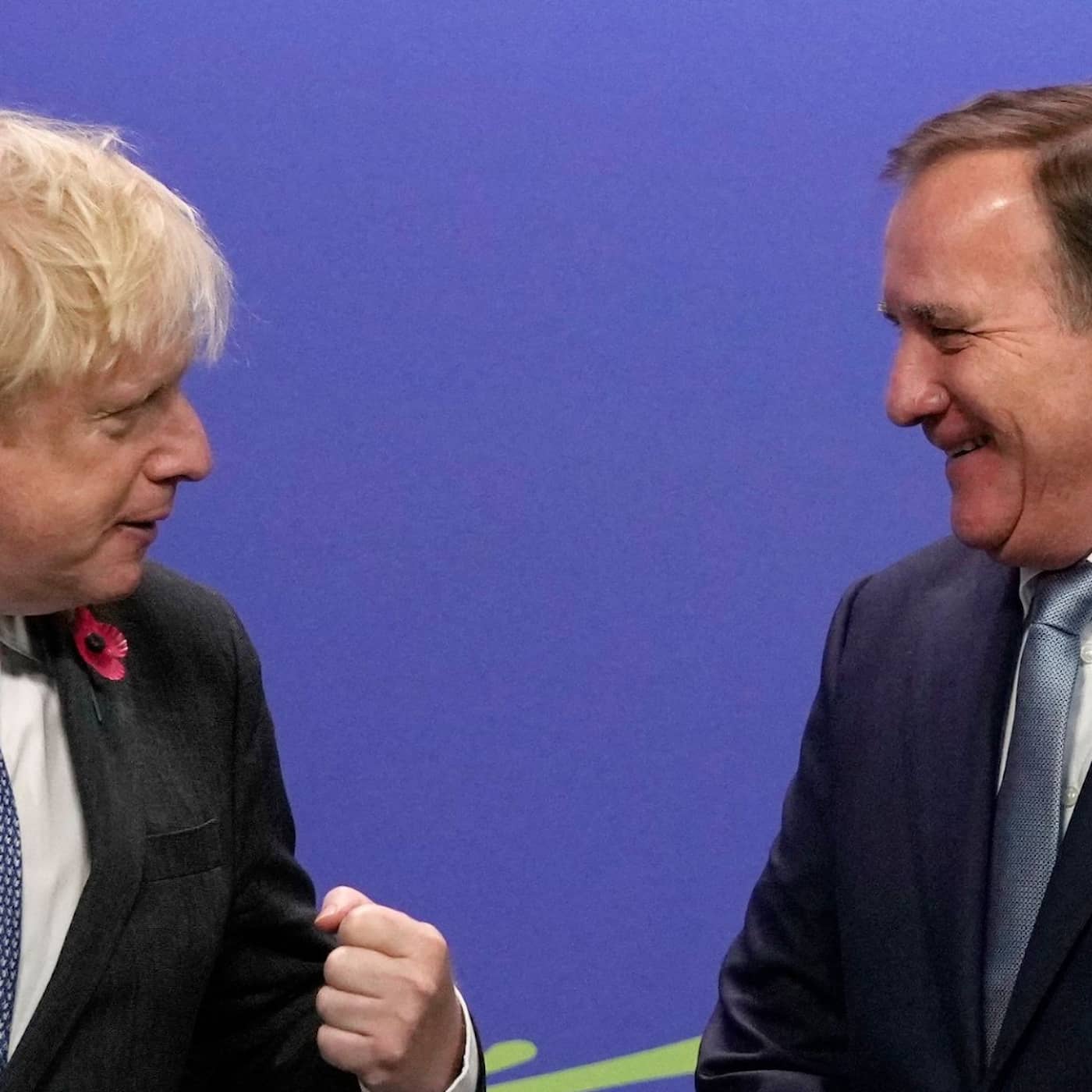 Löfven speaks at COP26, Airport protesters freed, Minister catches Covid, Midwife crisis
