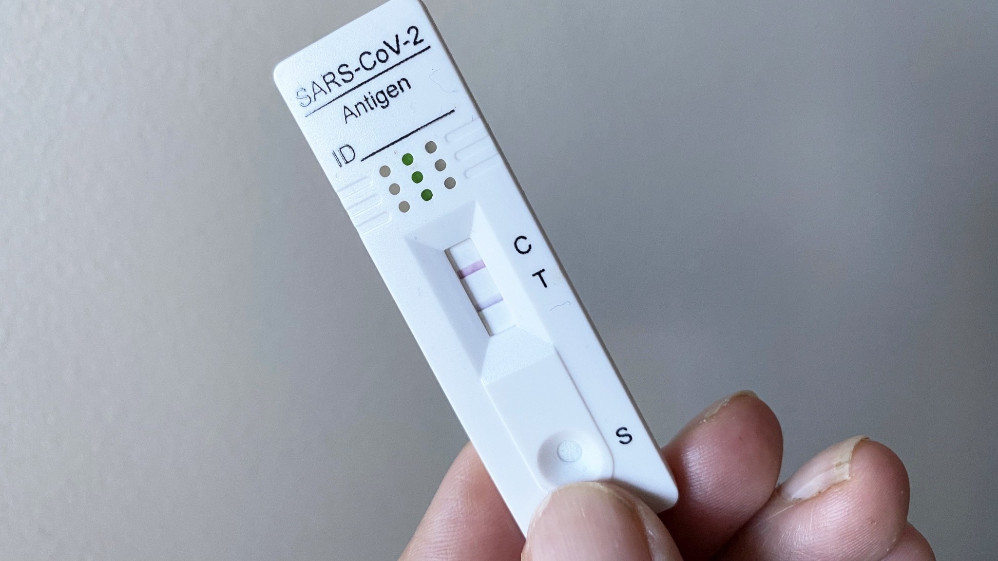 Covid-19 cases on the rise – 27 per cent more hospitalisations in one week - Radio Sweden - Vimarsana News