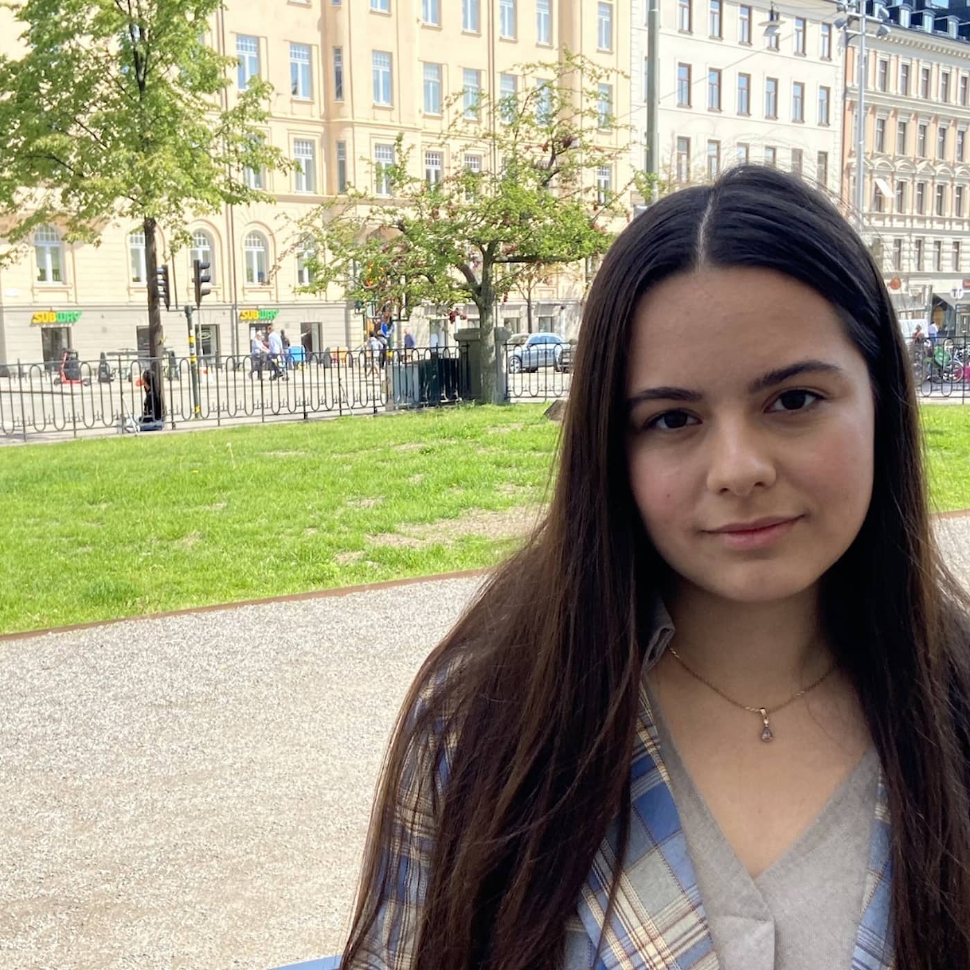 Radio Sweden Weekly: Ukrainians in Sweden, Allsång på Skansen, #Swedengate