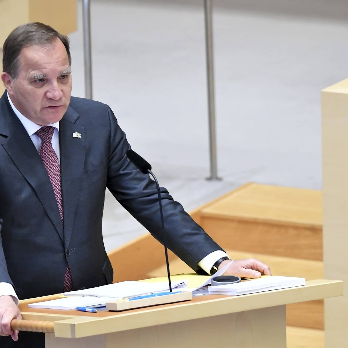 Radio Sweden Weekly: Could the government fall? And the latest on Covid's delta variant.