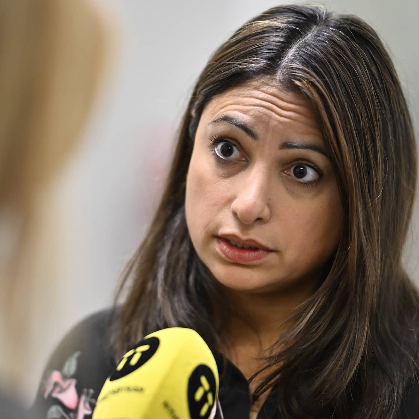 Left Party leader comments on fraud probe, Fagersta suspect may have mental disorder, Växjö pupil hurt, boys top girls in school results episode artwork