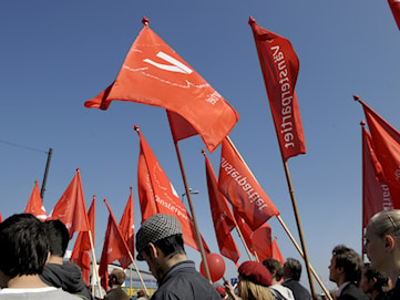 Left Party cuts candidates from local elections – praised Hamas