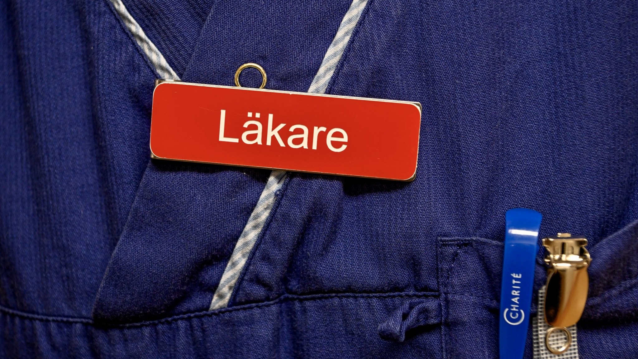 Doctors finding work in Sweden — despite flunking university entrance exams - Radio Sweden