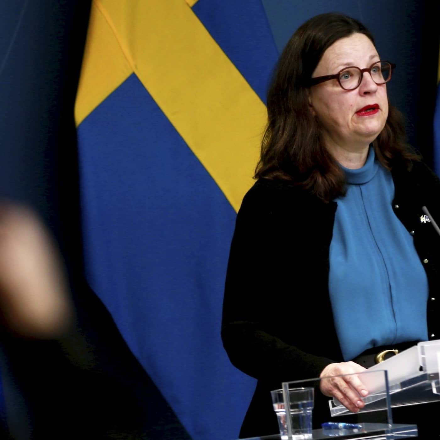 Sweden lifts Astra Zeneca vaccine pause, return to in-class learning for high schools, majority wants mandatory vaccines for certain workers