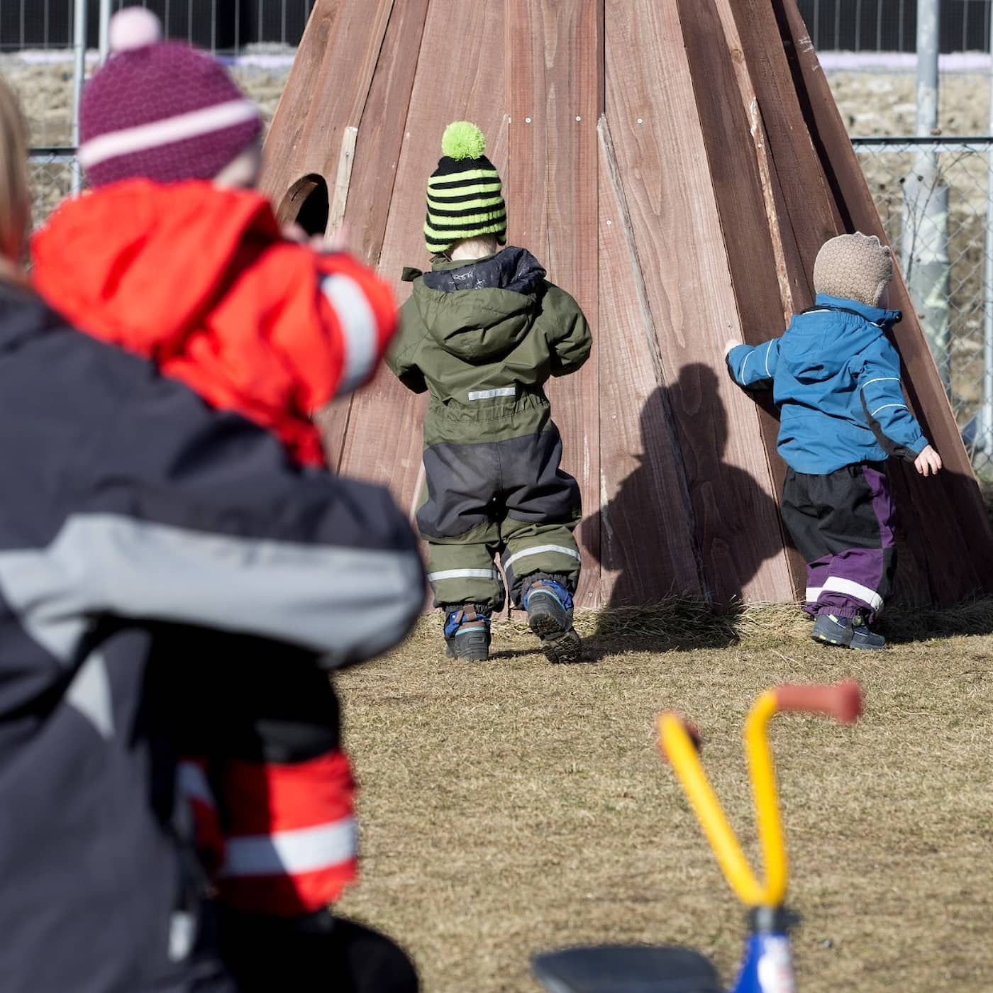 Corona restrictions extended, outreach to get more kids to pre-school, handball surprise, American Song Contest to be shown in Sweden