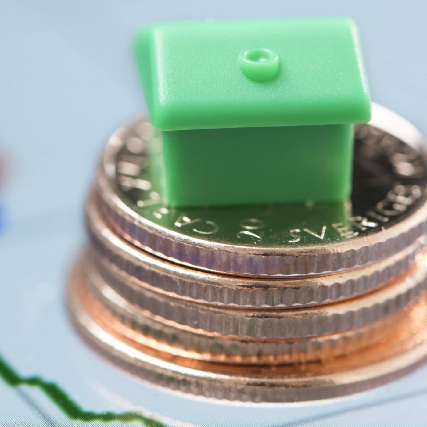 Fourth Covid dose, committee says no to Ukrainian street name for Stockholm, banks raising mortgage rates