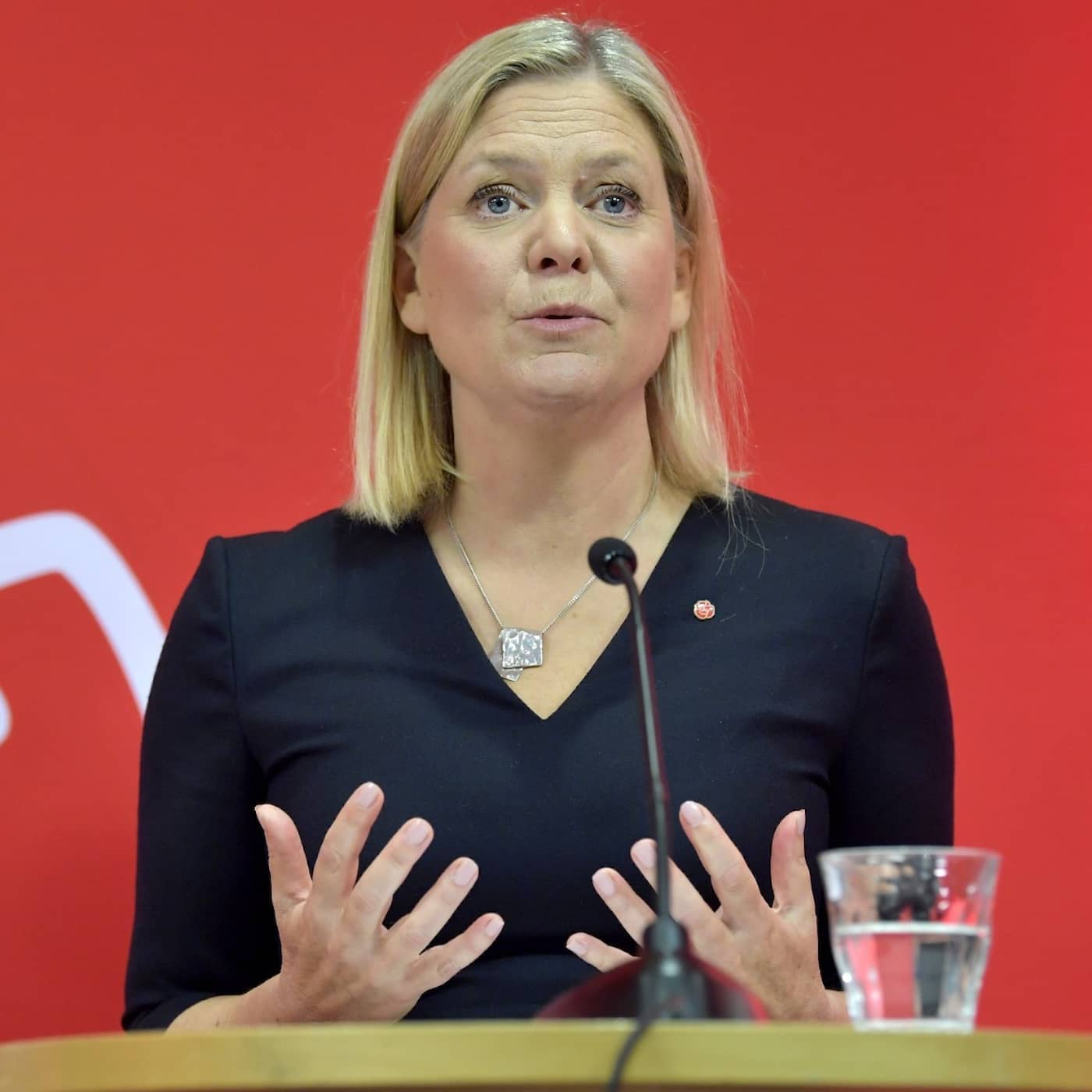 Andersson accepts party leader nomination, covid restrictions lifted, Gothenburg blast update, man prosecuted for weeing on police station