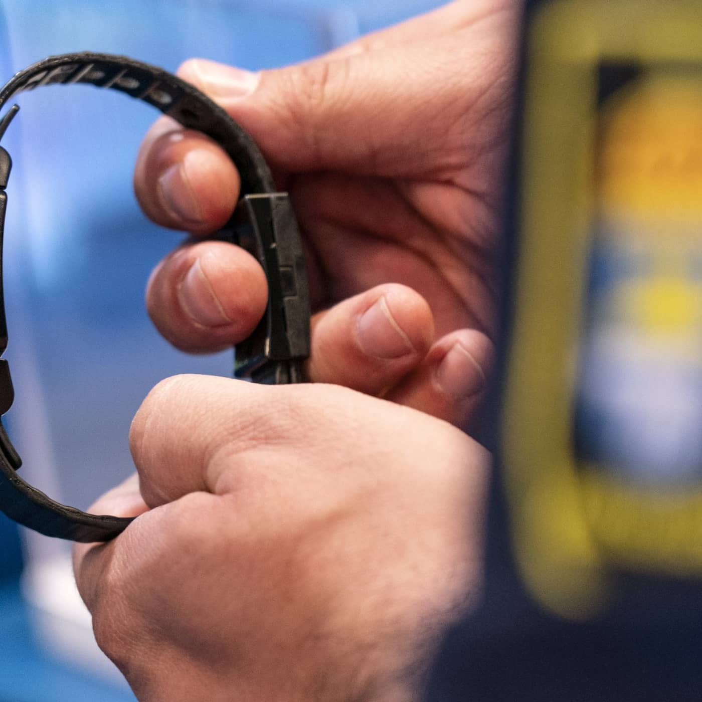 تبرئه مرد مظنون به نفرت‌پراکنی، یهودستیزی پس از جنگ غزه در سویدن، ۳۵ بیمار مبتلا به باکتری روده و نیاز به احکام بیشتر با پابند الکترونیکی