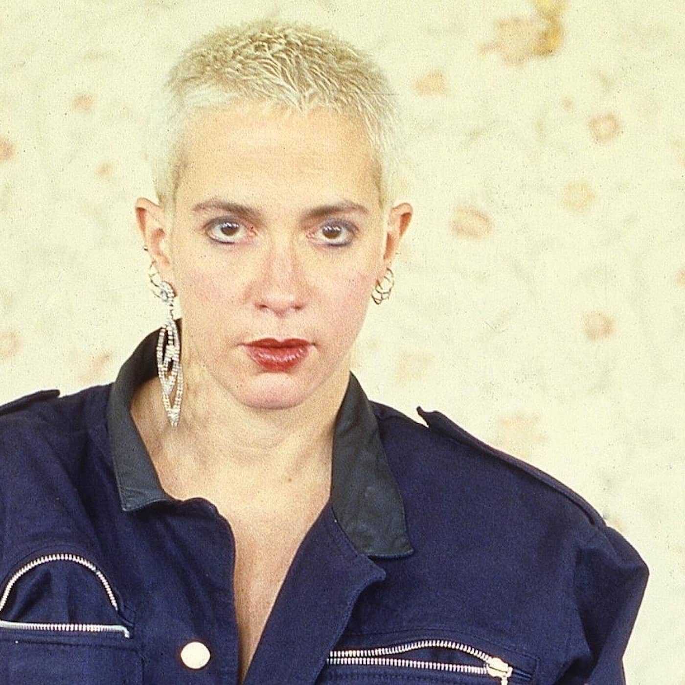 Kathy Acker – författaren som byggde sin image på text, sex, mode och muskler episode artwork