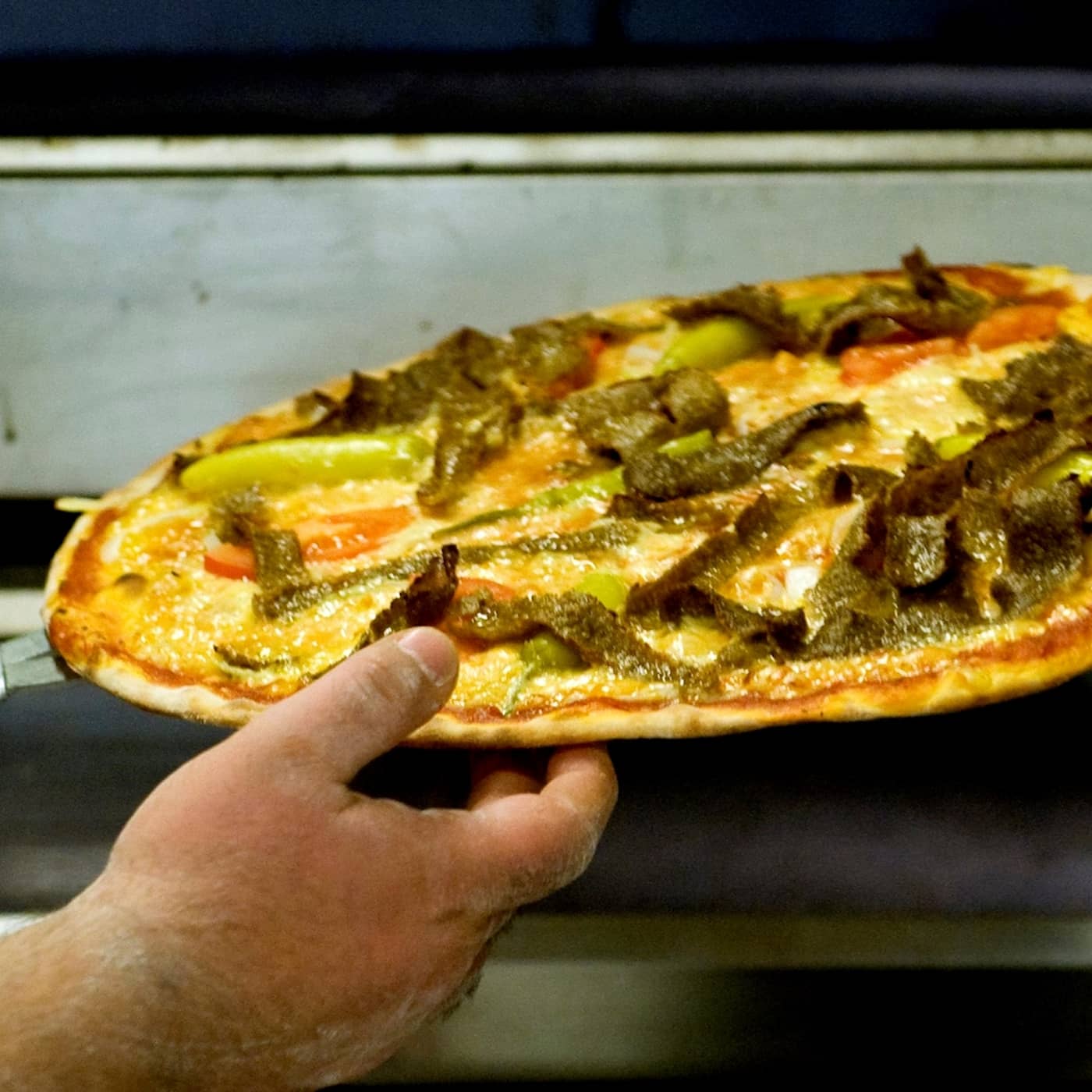 Pressens årliga pizzatradition, löpsedlarnas dolda sjukdomar, okritisk rapportering om PR-kampanj från Netflix episode artwork