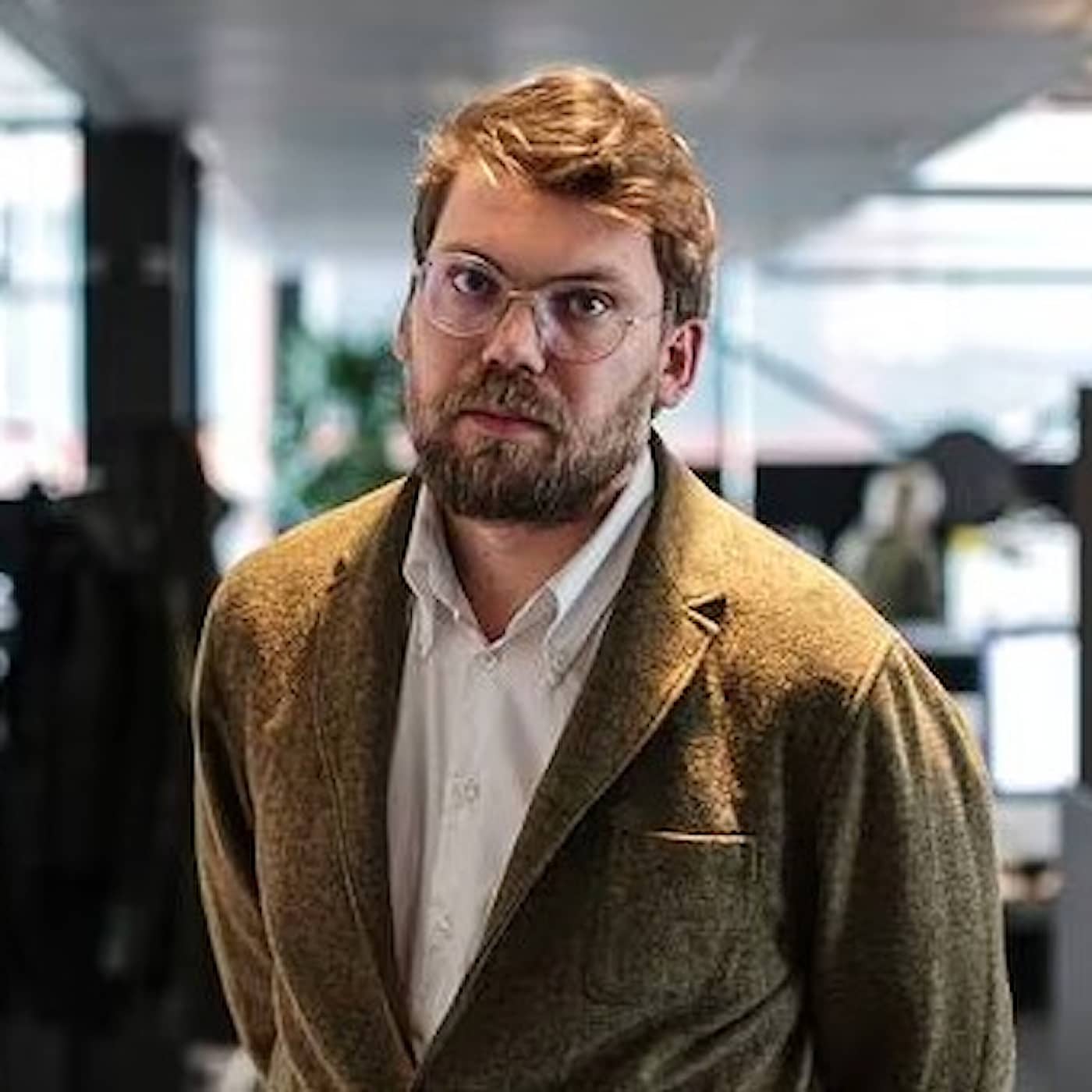 Brottsutsatt och försvunnen flicka uthängd i pressen, Uppdrag granskning i alla lägen och dödsbesked via medier episode artwork