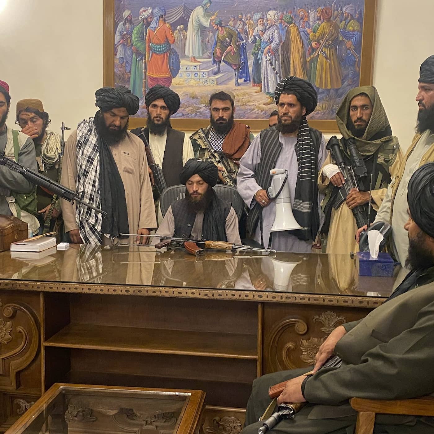 SVT publicerade namn och bild på tolk i Afghanistan, sparekonom med egenintresse i Dagens Industri, tipspengar till poliser som läcker episode artwork