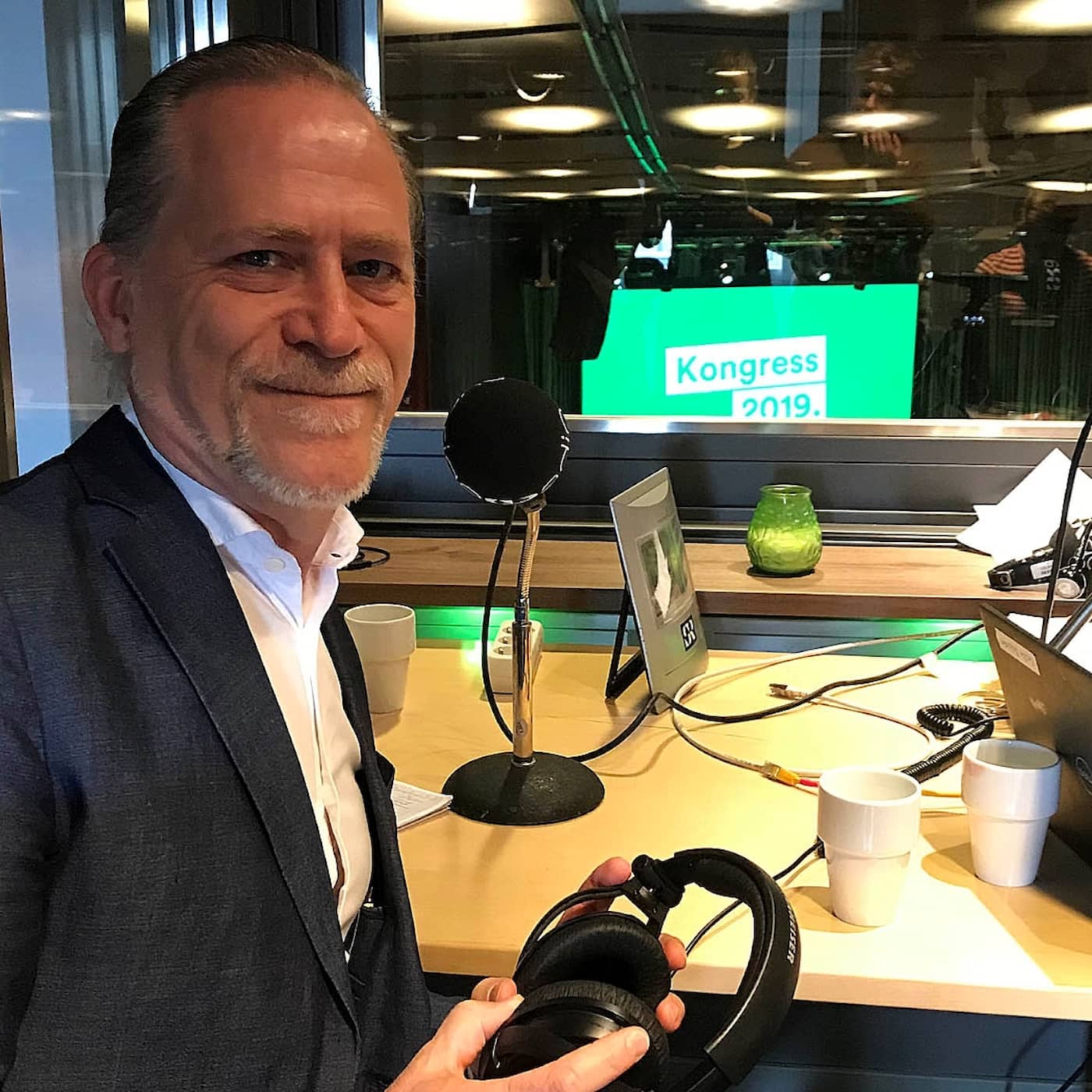Ekots lördagsintervju Daniel Helldén, trafikborgarråd för Miljöpartiet  episode artwork