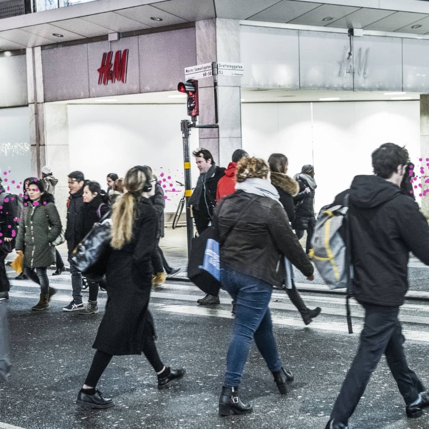 Om coronaviruset syntes som lila moln i julhandeln