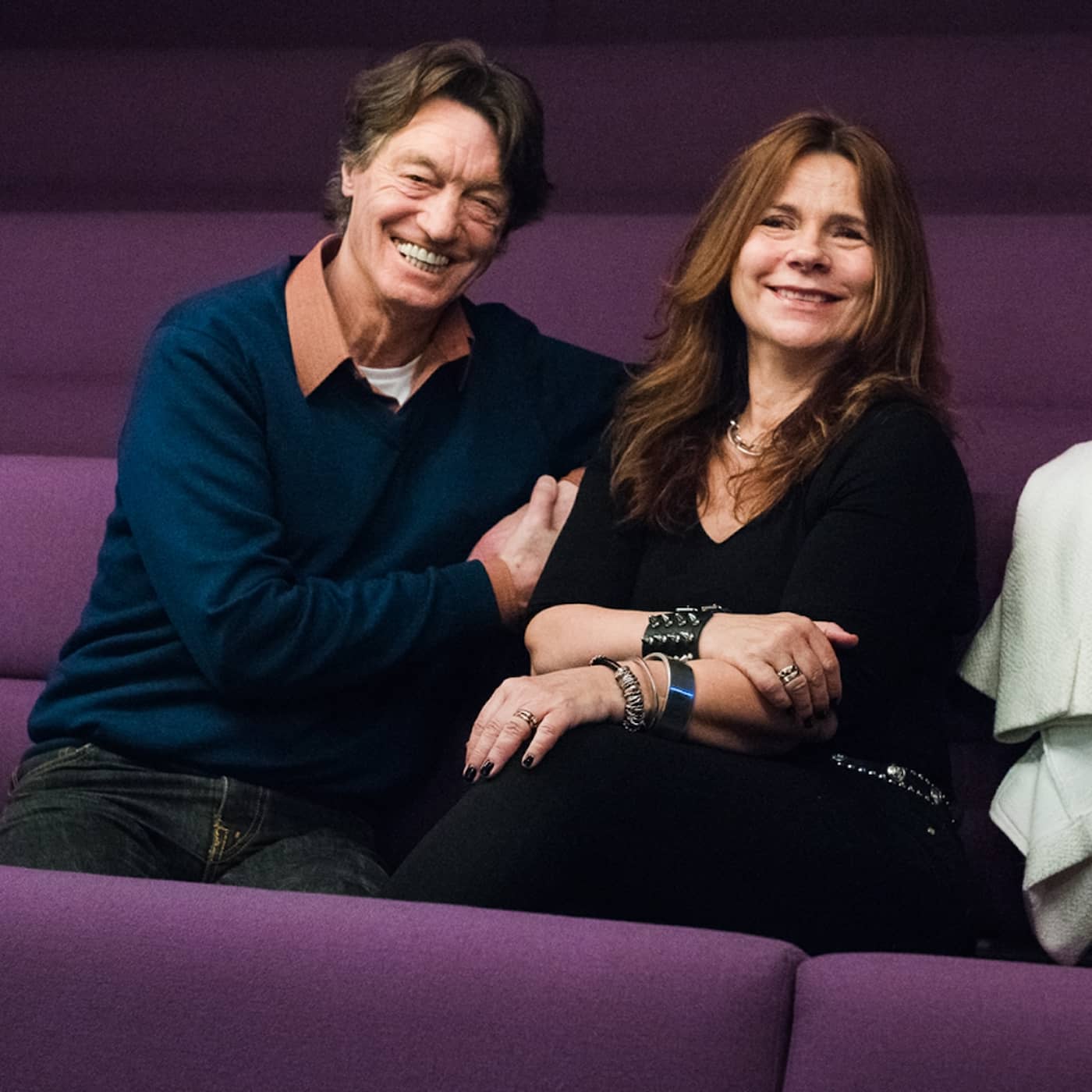 Katarina Hahr möter skådespelaren Johannes Brost i ett samtal om kärlek episode artwork