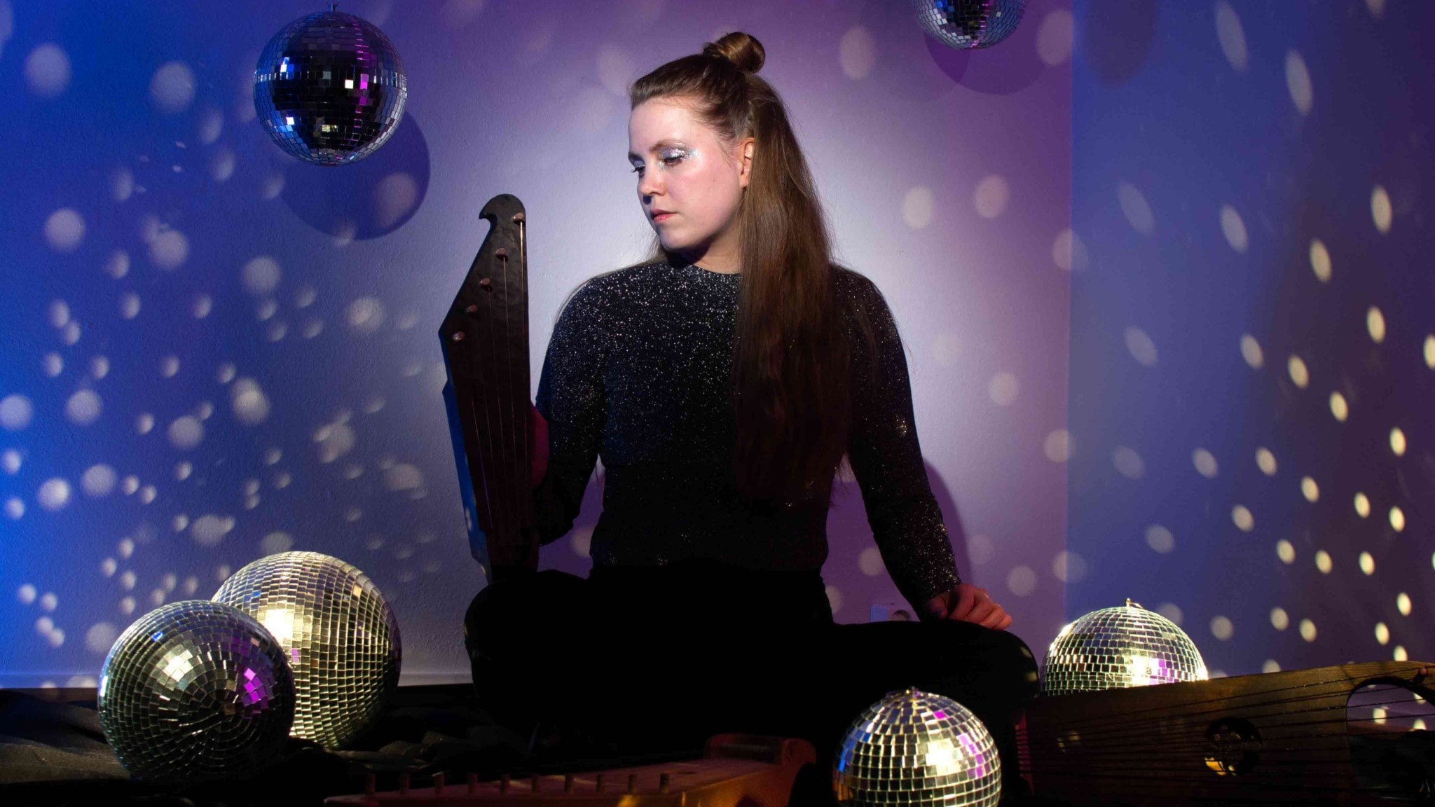 MIXTEJP: DJ Kaosarts vindlande folkmusikcirkus