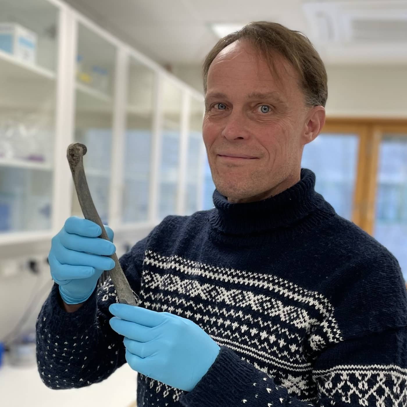Benen från vikingatiden visar Anders Götherström hur stor inflyttningen var då episode artwork