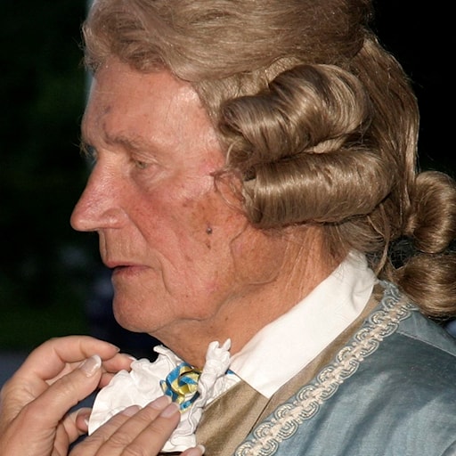Om Henning Sjöström