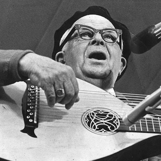 Om estradören Taube