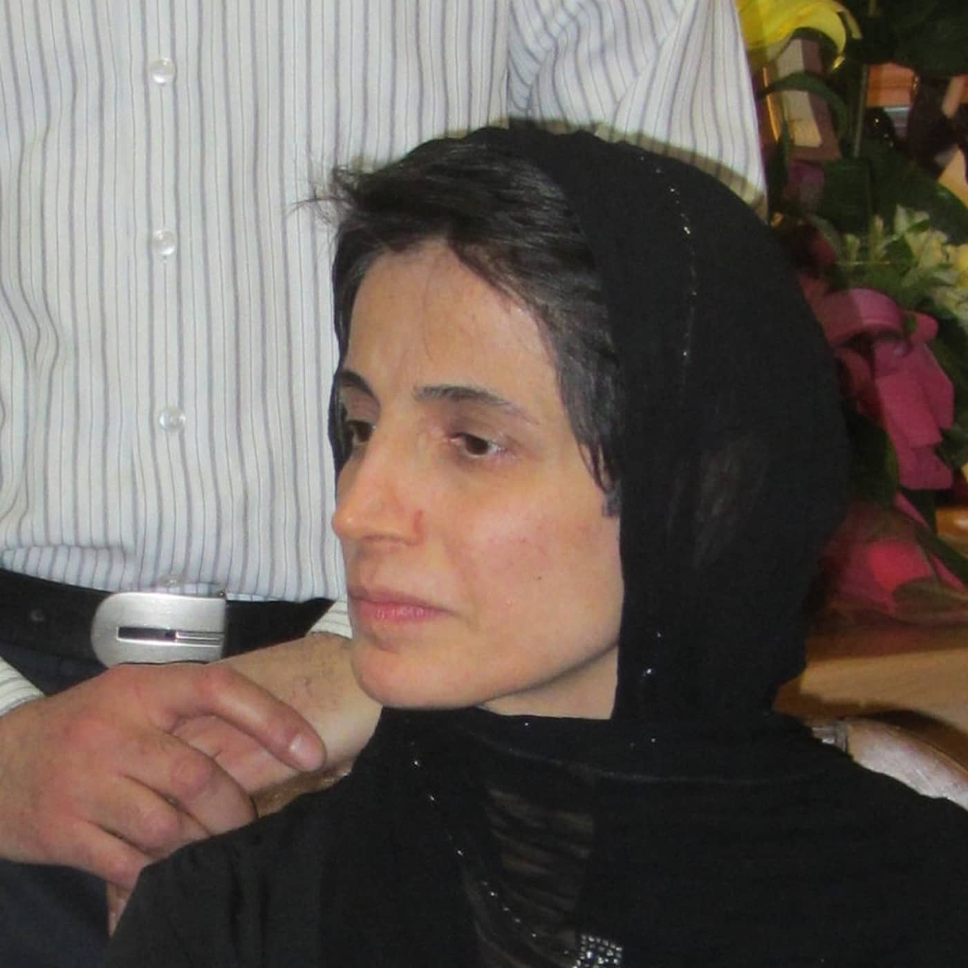 کاور دیدار رئیس پارلمان با گروه های رهبران احزاب، نابرابری در مدارس سوئد،جعل گزارشهای درآمد،جایزه به نسرین ستوئده،، علت بستن اوره سوند
