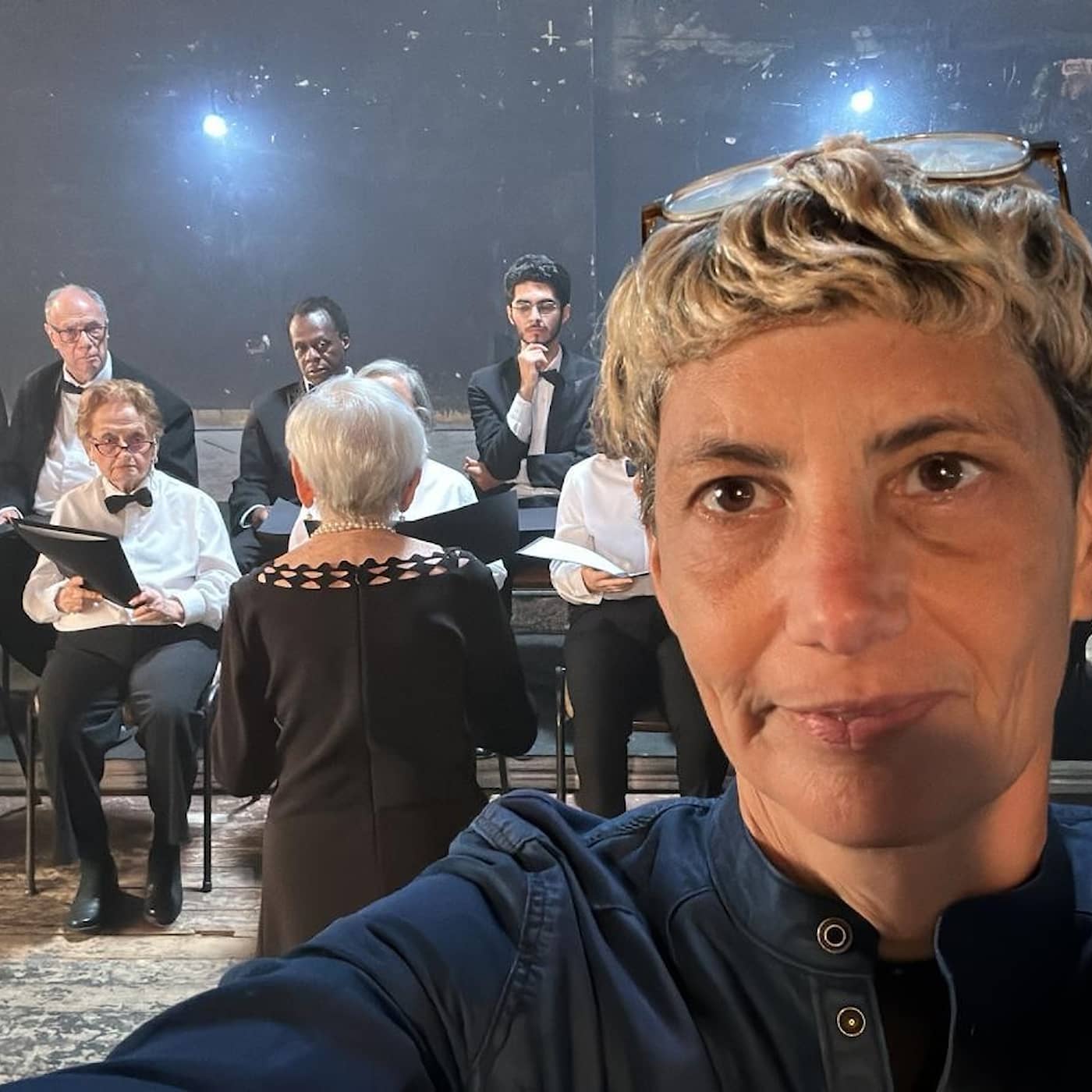 Caio Lescher, Yael Bartana och albumet Shammes episode artwork