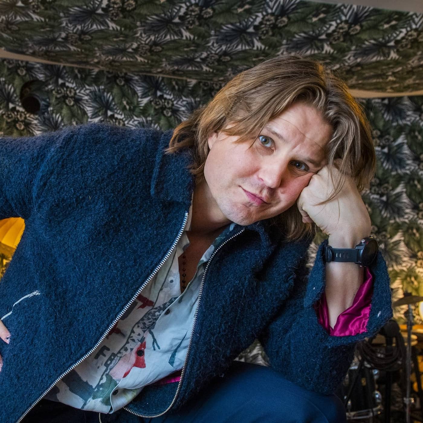 Markus Krunegård tillbaka med ett färgglatt album episode artwork