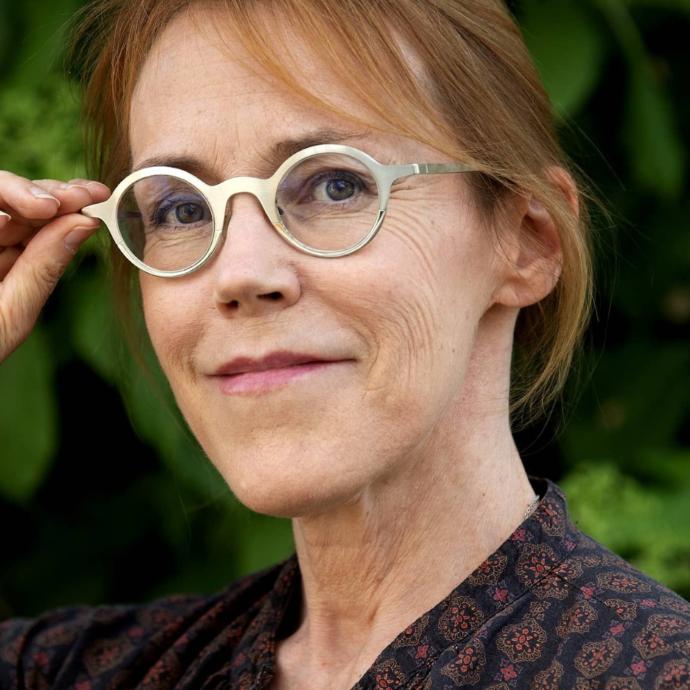 Åsa Larssons läsdagbok: Vaknar med krigsrubriker och somnar med Madicken episode artwork