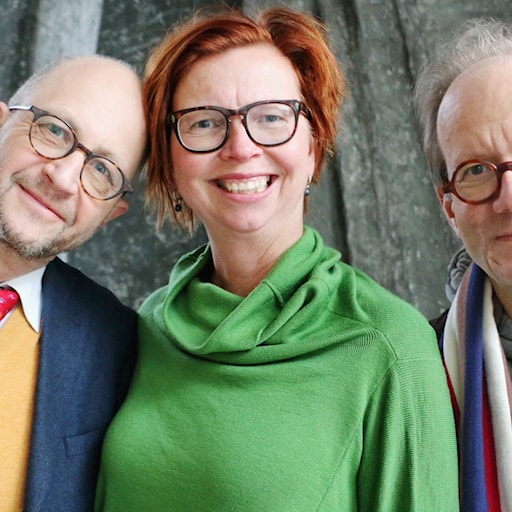 Johan Hakelius: Vild och vacker. Maja Aase: Full fjäderrulle. Per Naroskin: Den nya hormonismen. episode artwork