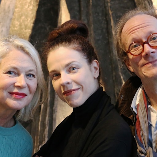 Med käpphästen mot framtiden, Romcom kommer & Att handla gott episode artwork