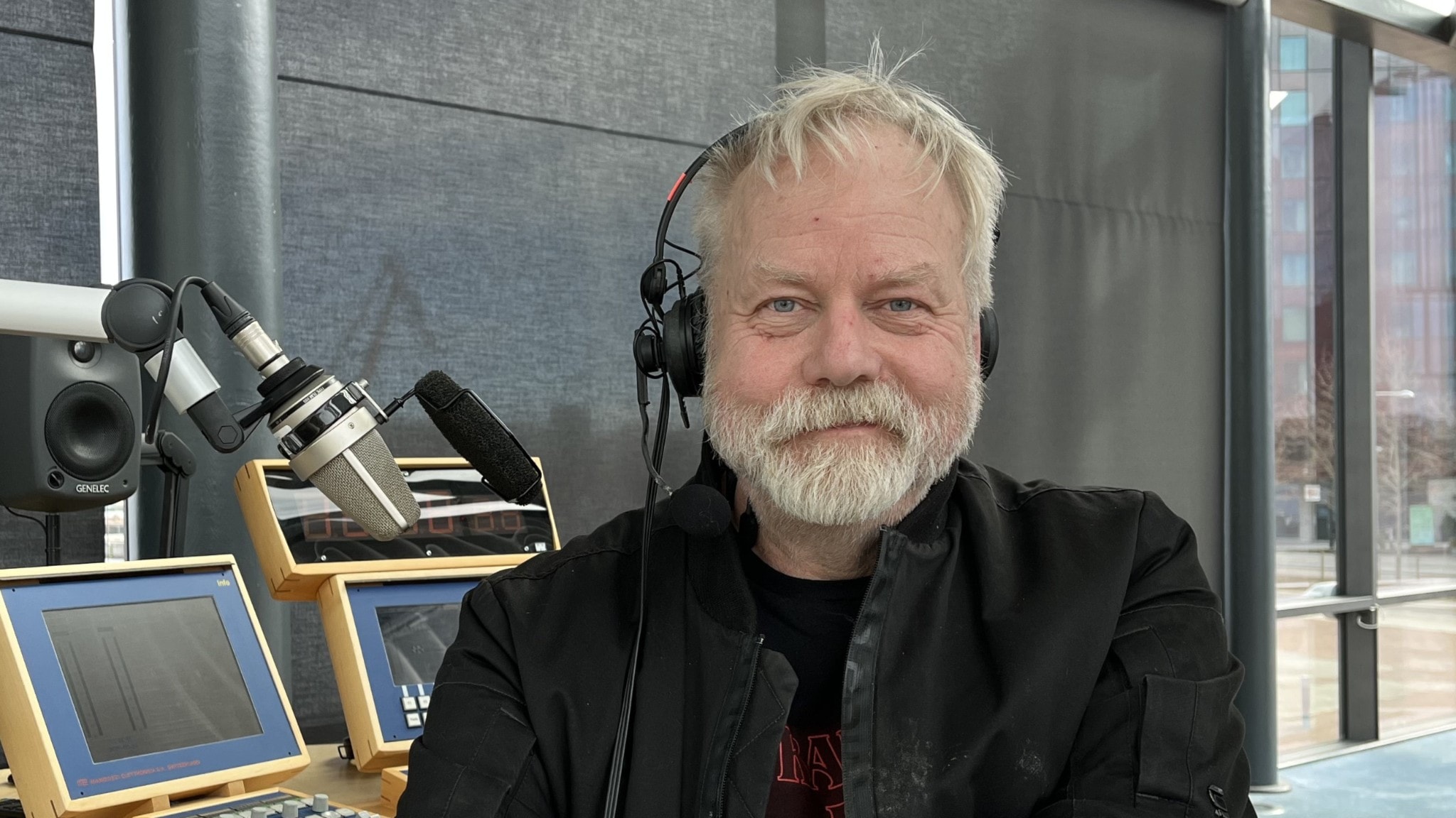 Apelgren gör musikaldebut: Man ska inte dö av skräck innan