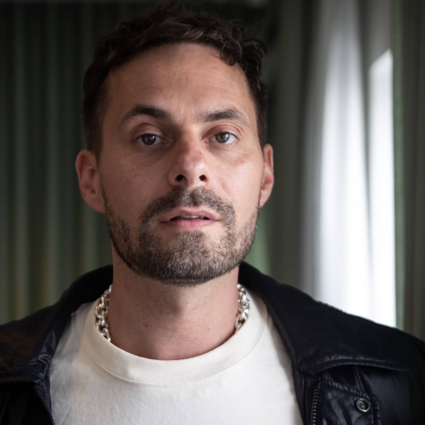 Oskar Linnros: Coolt att få nya nära vänner i 40-årsåldern episode artwork
