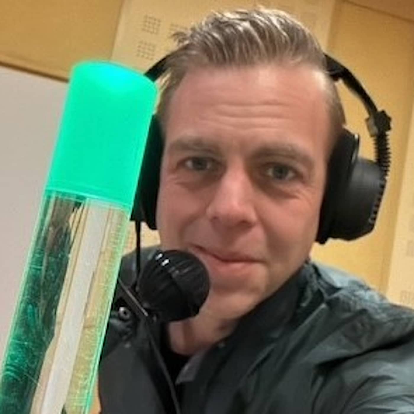 Christoffer Carlsson: Det man lämnar kan man inte riktigt återvända till episode artwork