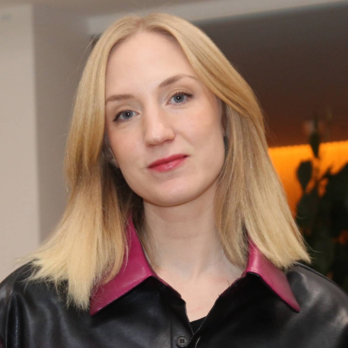 Ellen Berg skriver K-pop till världsstjärnor: Det är galet episode artwork
