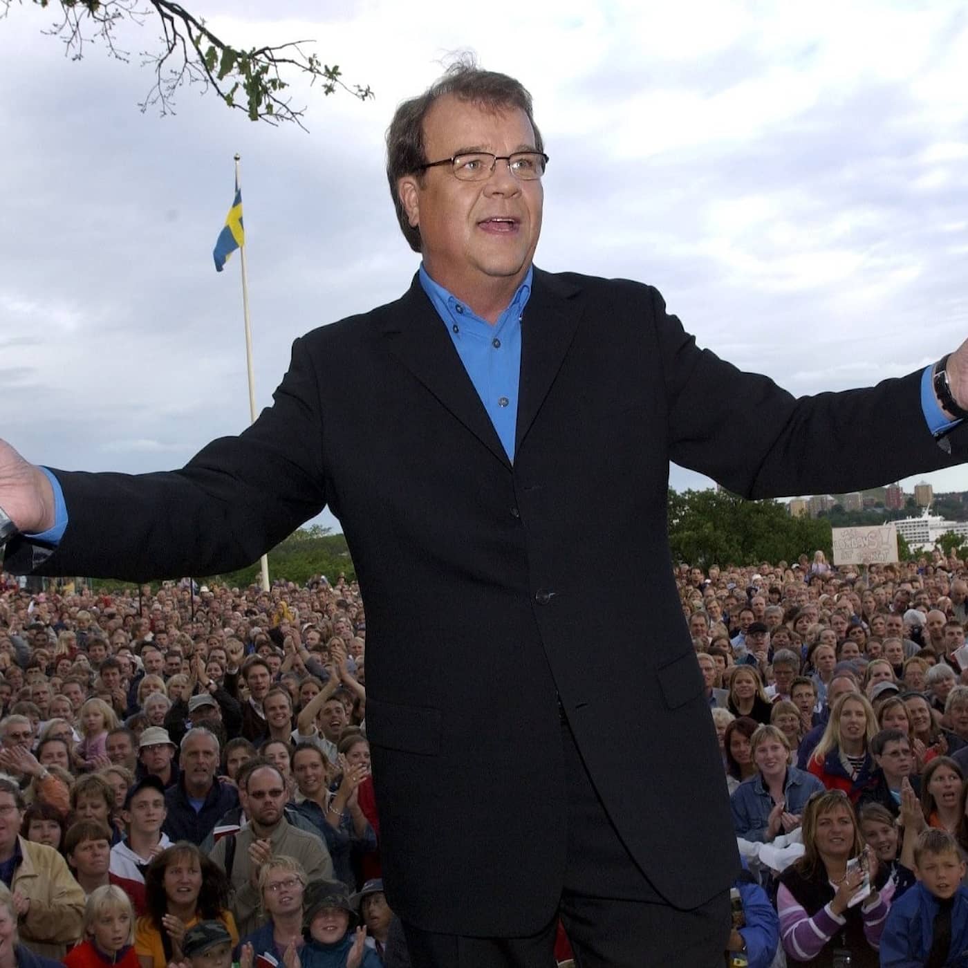 Lasse Berghagen är död – hör låtar och röster om livet och karriär episode artwork