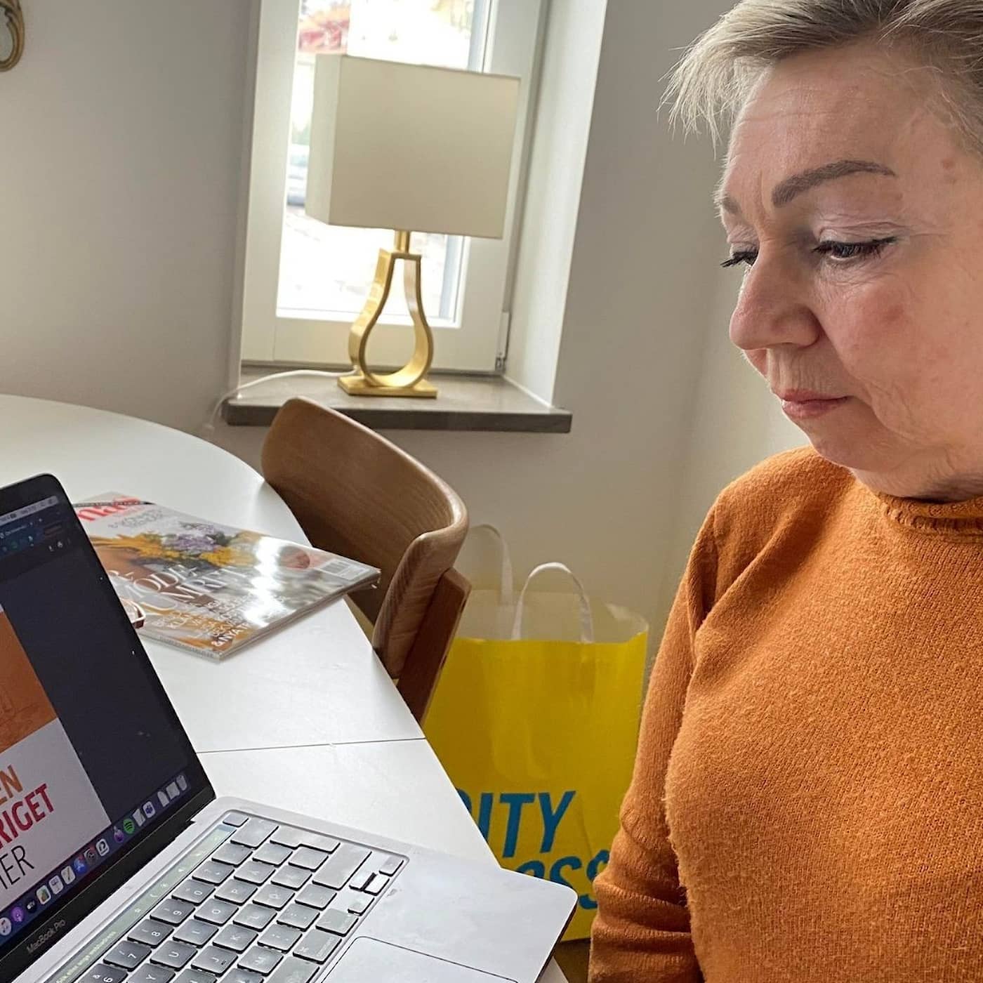 Rörelsehindrade Tina kan inte använda skyddsrummen i Västerås episode artwork