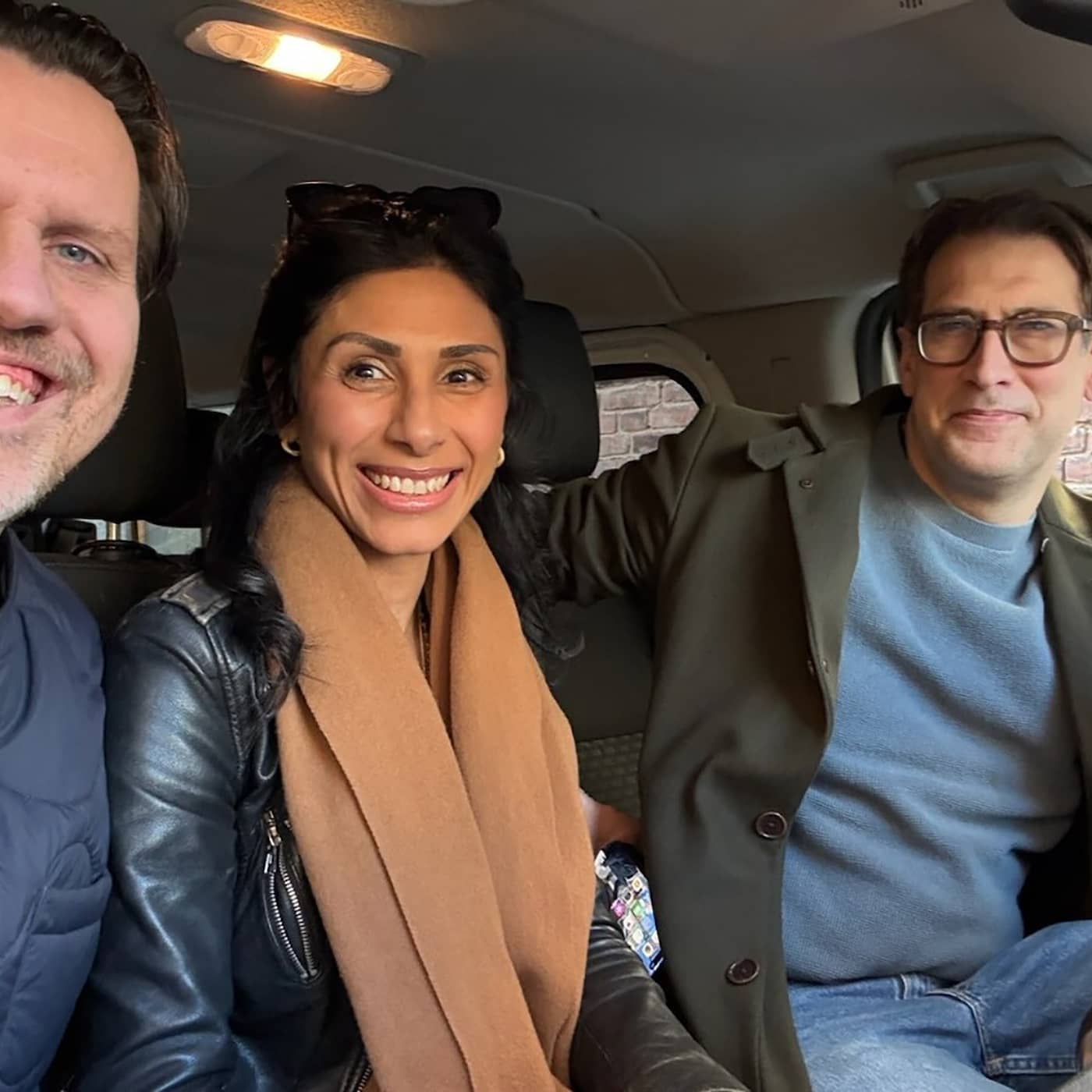 Åldersgräns på sociala medier? Henrik Pallin mot Roksana Schnittger