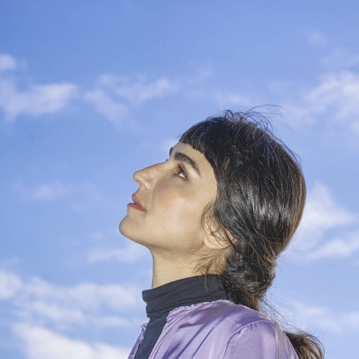 Laleh debuterar med självbiografi: ”Frågat mig själv – hur mycket ska jag dela?”